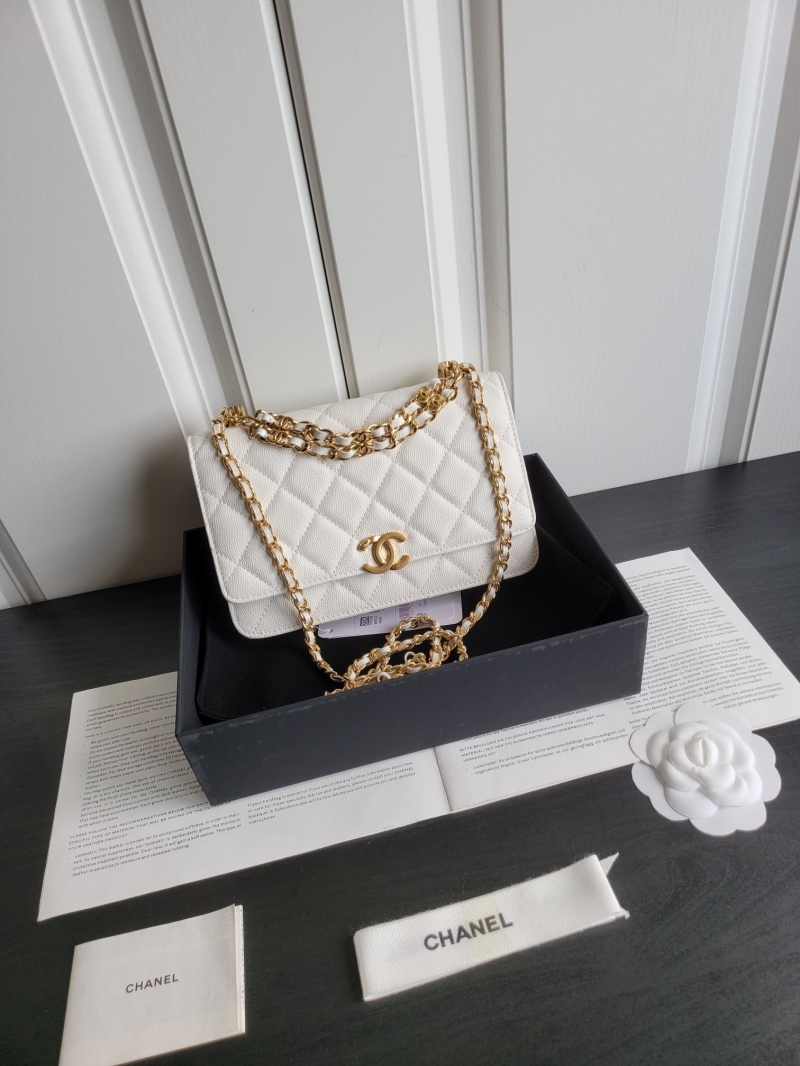 Chanel 19 Bags